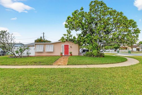 83 Andros Rd, Palm Springs, FL, 33461-2915 | Card Image