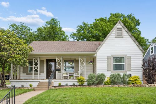 4636 Calmont Ave, Fort Worth, TX, 76107-5422 | Card Image