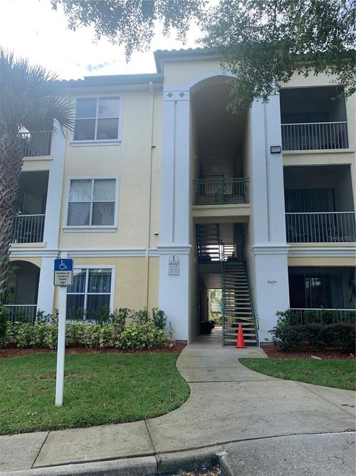 apt-204-8900 Legacy Ct, KISSIMMEE, FL, 34747-1051 | Card Image
