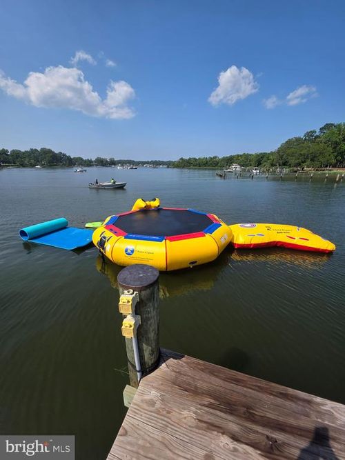 328 Arbutus Dr, Edgewater, MD, 21037-3031 | Card Image