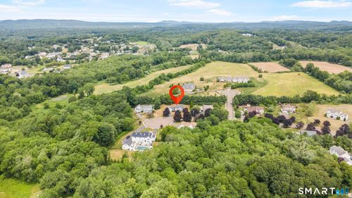 32 Justine Dr, North Haven, CT, 06473-3553 | Card Image