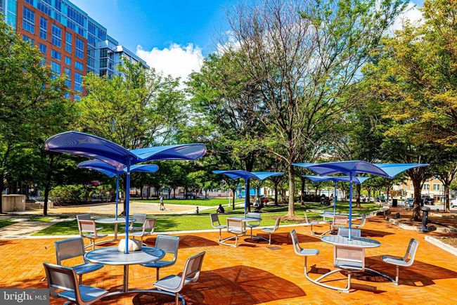 UNIT-907 - 11990 Market St, Condo with 3 bedrooms, 2 bathrooms and null parking in RESTON VA | Image 79