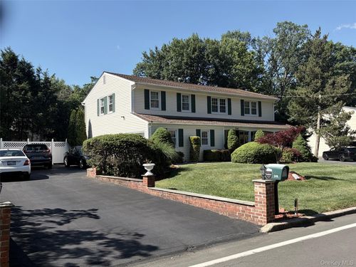 249 Washington Ave, Tappan, NY, 10983-1847 | Card Image