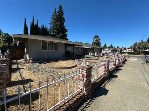 1370 Nancy Ct, Yuba City, CA, 95993-1730 | Card Image