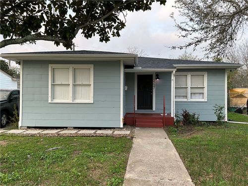 3237 Lawnview St, Corpus Christi, TX, 78404-2427 | Card Image