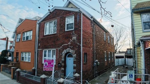 10154 102nd St, Ozone Park, NY, 11416-2620 | Card Image