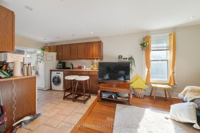 25 Norwood Terr, House other with 3 bedrooms, 3 bathrooms and null parking in Toronto ON | Image 6