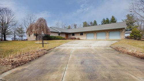 6 Pepper Wood Ct, Towanda, IL, 61776-7572 | Card Image