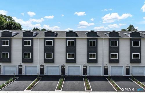 8-33 Main St, Meriden, CT, 06451-5116 | Card Image