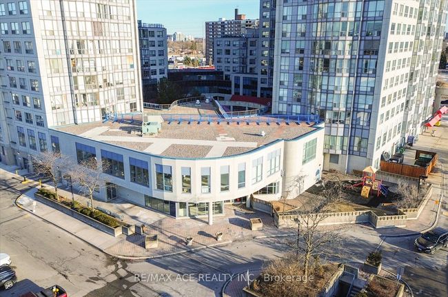 1410 - 1470 Midland Ave, Condo with 2 bedrooms, 2 bathrooms and 1 parking in Scarborough ON | Image 6