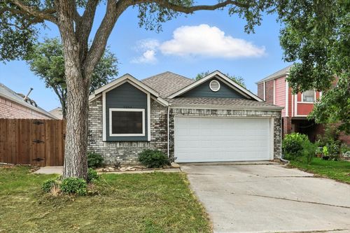 2034 Mallard Dr, Lewisville, TX, 75077-7682 | Card Image