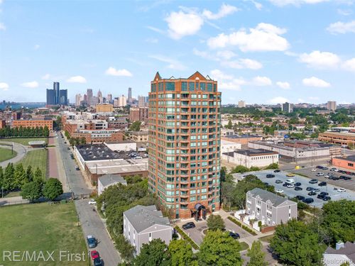 apt-10d-3320 Spinnaker Ln, Detroit, MI, 48207-5005 | Card Image