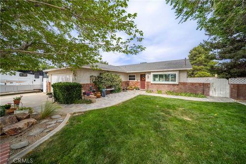 43220 51st St W, Quartz Hill, CA, 93536-5601 | Card Image