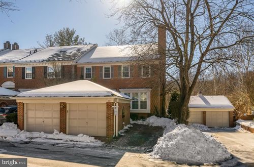 8301 Rising Ridge Way, BETHESDA, MD, 20817-6945 | Card Image