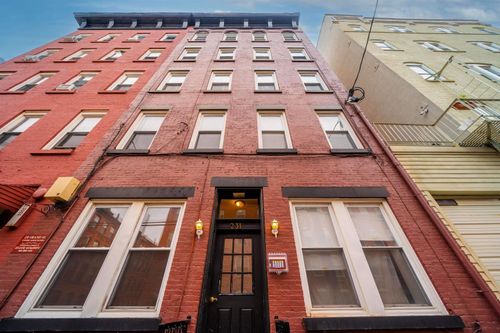 5r-231 Grand St, Hoboken, NJ, 07030-2540 | Card Image