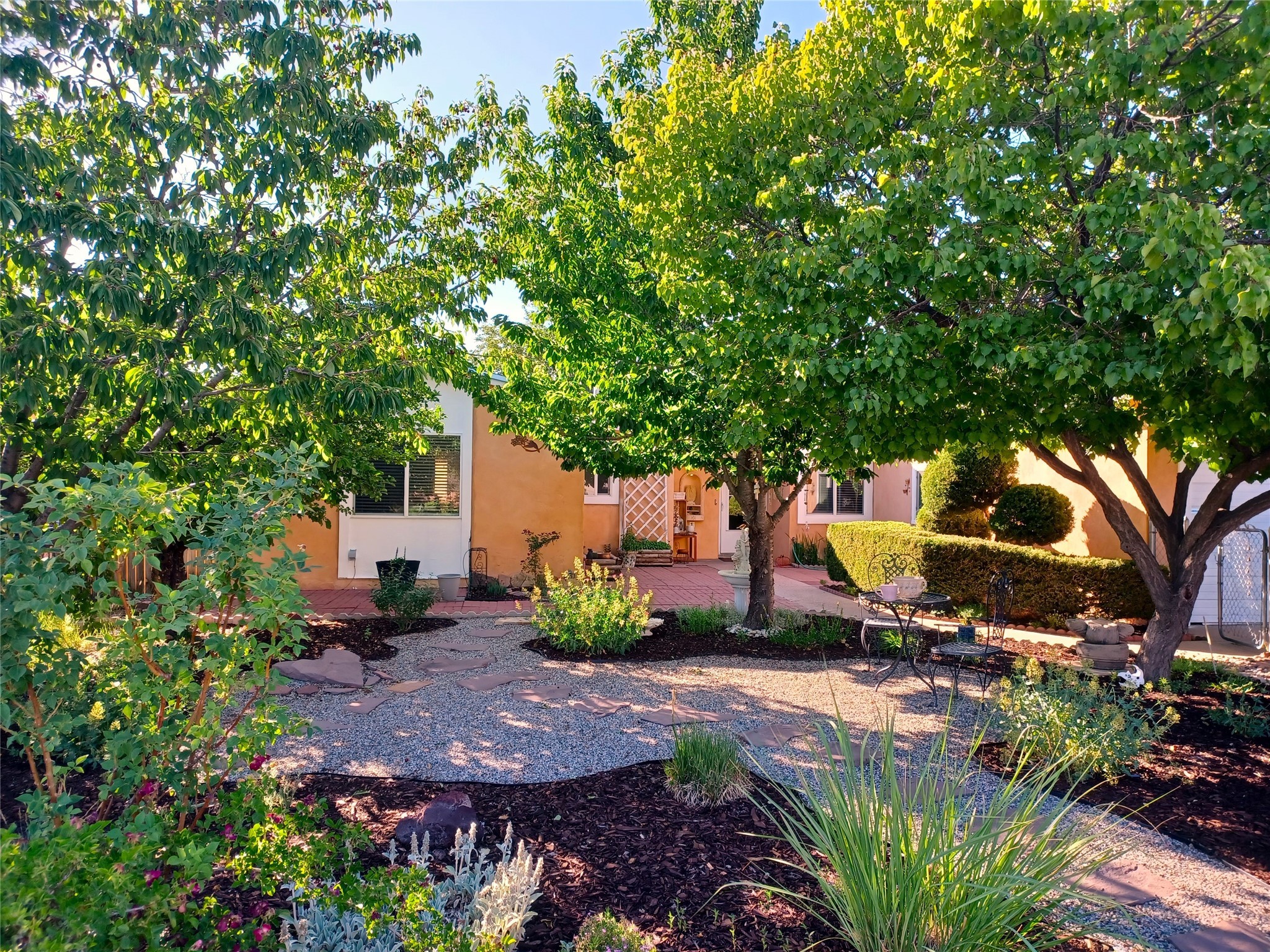 Calle Pacifica , Santa Fe, NM 87505