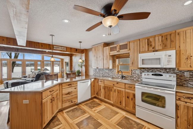 1867 Beach Dr Se, House other with 2 bedrooms, 2 bathrooms and null parking in Forest Lake MN | Image 26