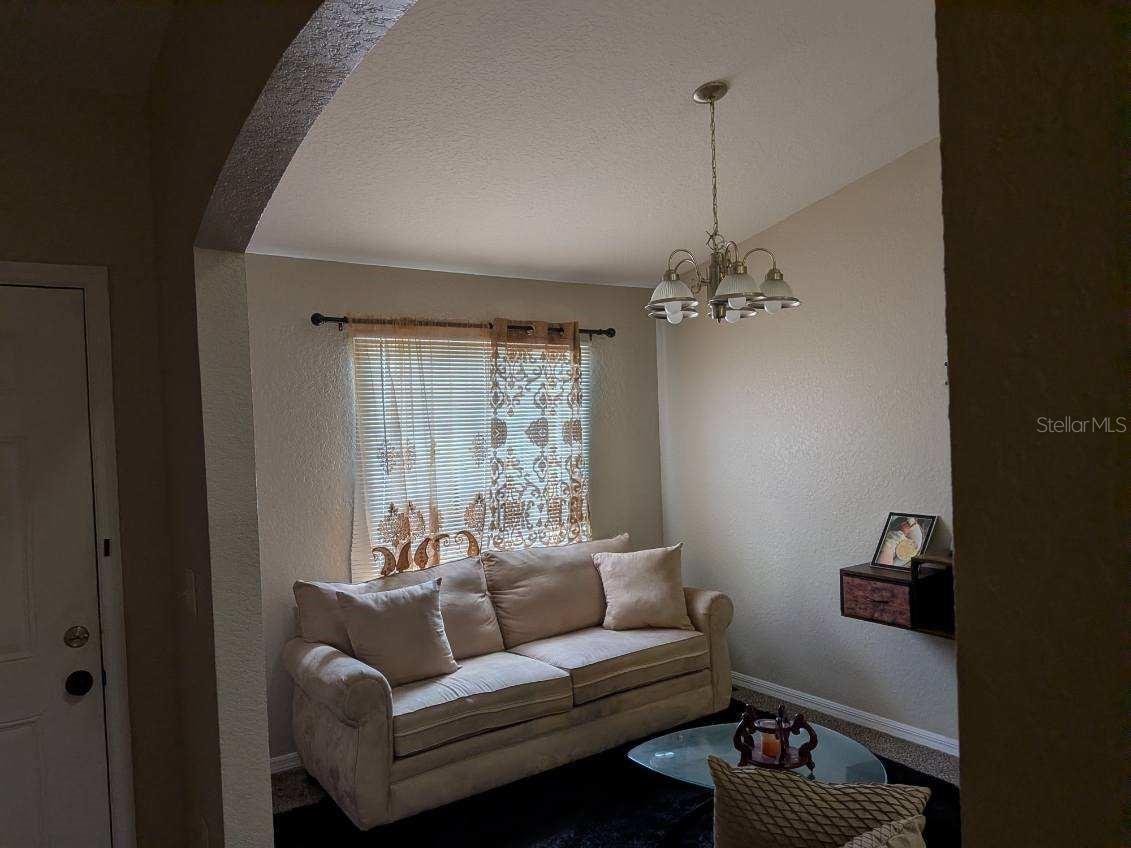 Residential in POINCIANA 4