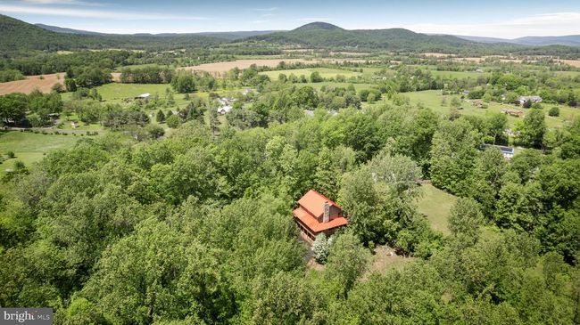 4705 Yowell Ln, House other with 3 bedrooms, 3 bathrooms and null parking in Marshall VA | Image 4