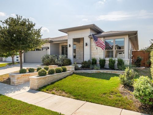 8205 Silhouette St, Austin, TX, 78744-1530 | Card Image