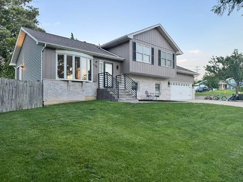 2S151 Avondale Ln, Lombard, IL, 60148-5338 | Card Image