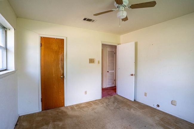 1905 Cimarron Trl, House other with 3 bedrooms, 2 bathrooms and null parking in Hurst TX | Image 31