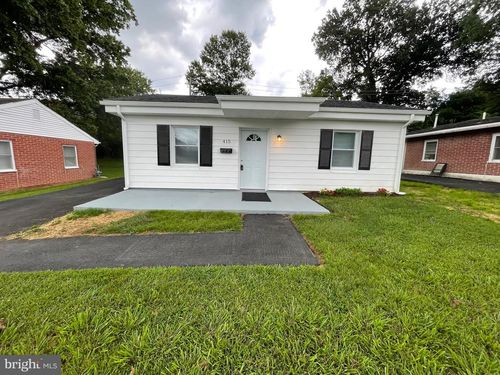415 Carver Dr, WILMINGTON, DE, 19801-5724 | Card Image