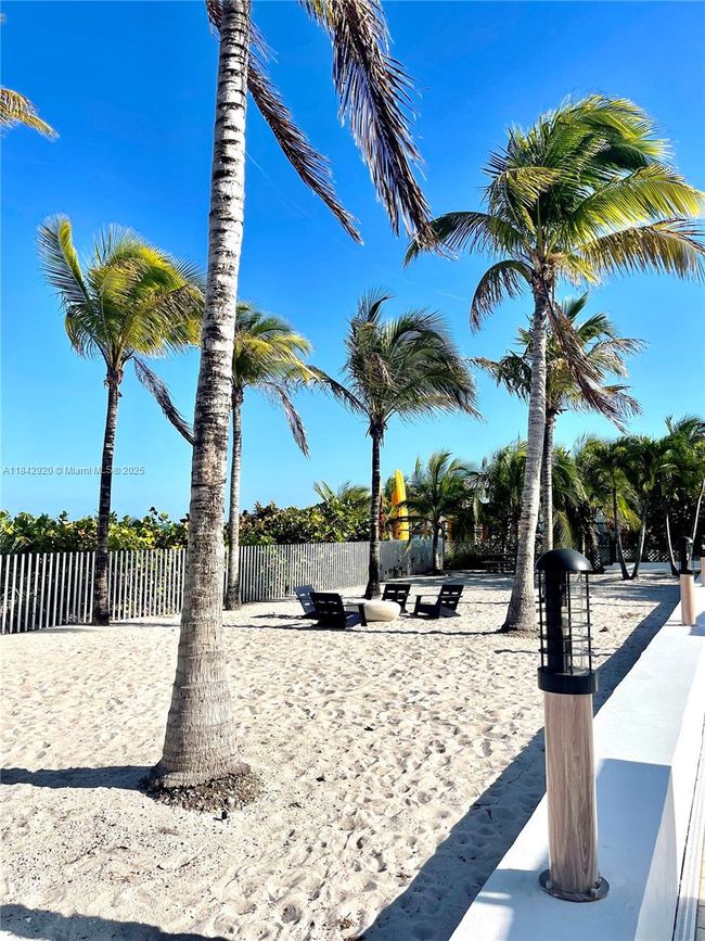 APT-3K - 607 Ocean Dr, Condo with 2 bedrooms, 2 bathrooms and null parking in Key Biscayne FL | Image 6