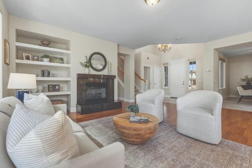 519 Sauvignon Place, Windsor, CA, 95492 | Card Image