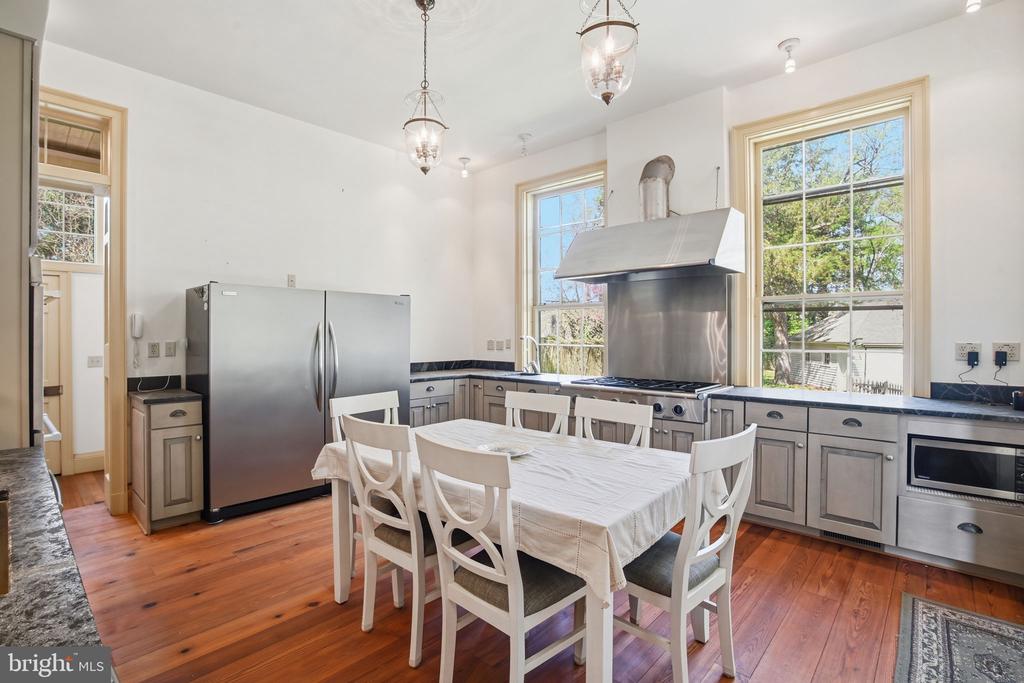 Residential in PRINCESS ANNE 5