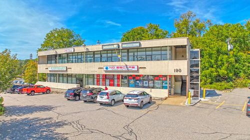 190 W Town St, Norwich, CT, 06360-2131 | Card Image