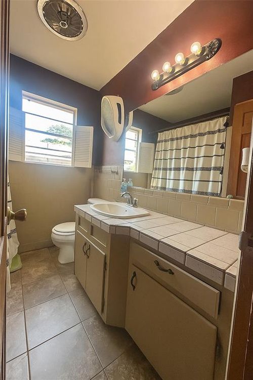 409 Olive Blvd, Lindsay, OK, 73052-2214 | Card Image