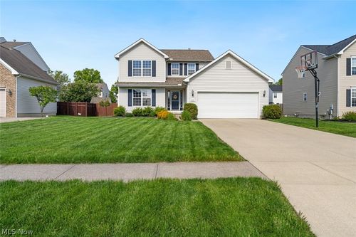 4642 Crossing Trl, Lorain, OH, 44053-4417 | Card Image