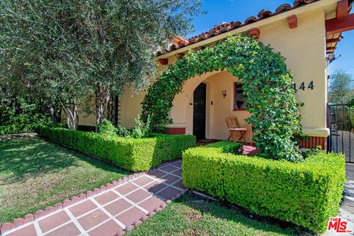 144 S Mansfield Ave, LOS ANGELES, CA, 90036-3019 | Card Image