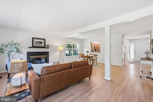 8463 Oak Bush Ter, COLUMBIA, MD, 21045-5652 | Card Image