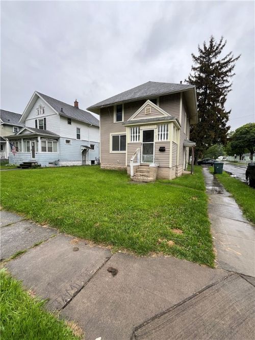 87 Sunset St, Rochester, NY, 14606-2019 | Card Image