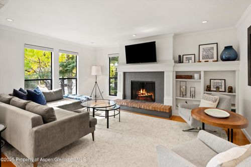 3-980 E Hyman Ave, Aspen, CO, 81611-2605 | Card Image