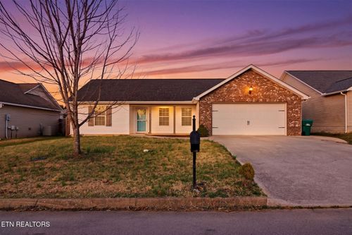 7812 Edwards Place Blvd, Corryton, TN, 37721-2553 | Card Image