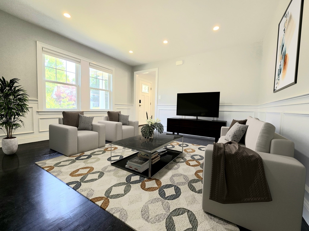 Boscobel St, Braintree, MA 02184