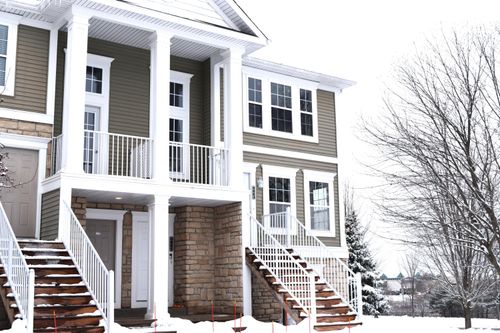 16-4863 Rapid River Ave Sw, Grandville, MI, 49418-8804 | Card Image