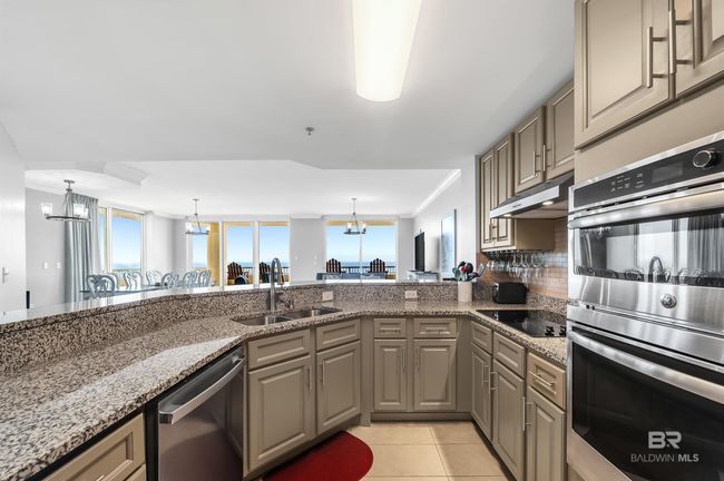 Kitchen | Image 13