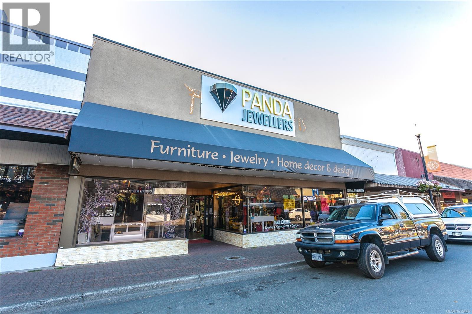 Commercial Sale in Courtenay 3