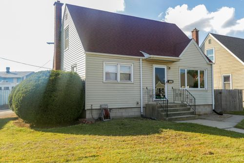 5630 Wegg Ave, East Chicago, IN, 46312-3943 | Card Image