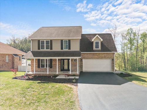 1695 Red Lane Ext, Salem, VA, 24153-1701 | Card Image