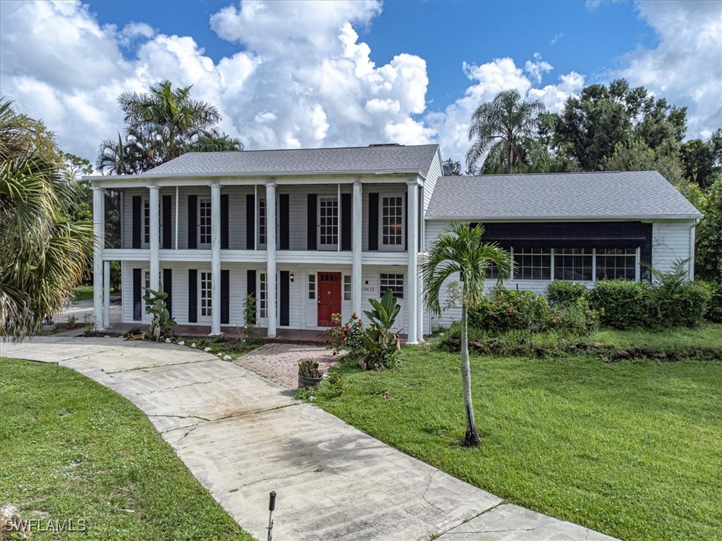 Pine Villa Ln, Fort Myers, FL 33912