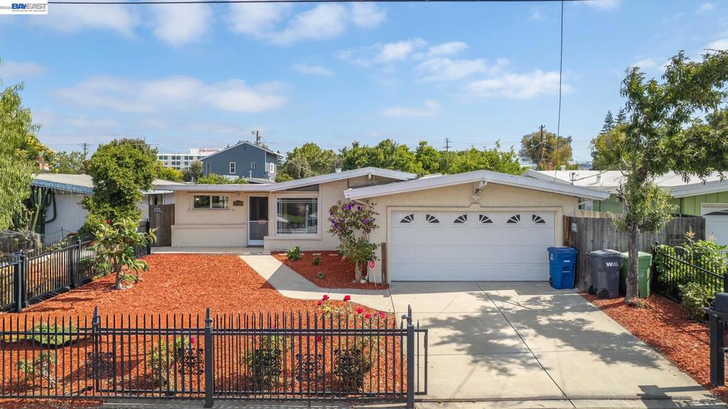 Residential in Hayward