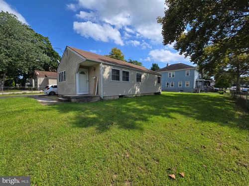 301 W Plum St, Vineland, NJ, 08360-3629 | Card Image