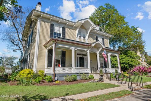 626 W Main St, Washington, NC, 27889-4836 | Card Image