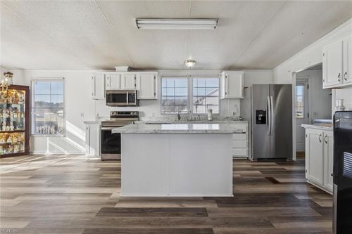 410 Brian Ct, Waverly, VA, 23890-3405 | Card Image