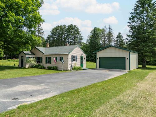 114 Reiman Rd, Iron River, MI, 49935-8144 | Card Image